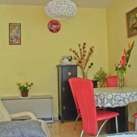 With Wifi - 15329 Split